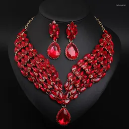 Colares pendentes Sangnuo Red Crystal Luxury Wedding Jewelry Sets para mulheres Dubai Africano Jóias de jóias Brincos de colar