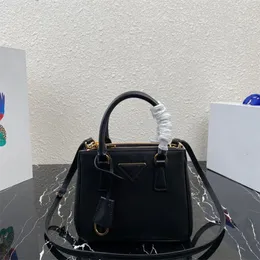 2024 designer saco feminino galeria saffiano sacola clássico bolsas de ombro couro mini assassino sacos triângulo aleta