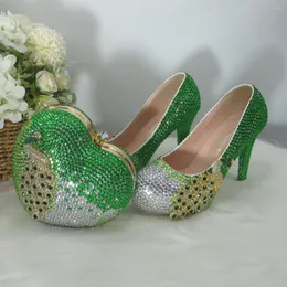 Отсуть обувь Baoyafang Green Crystal Women Wedding с подходящими сумками свадебной круглой ноги женщины Peacock High Pumps