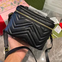 bolso de mano Bolsas de artículos de tocador cosméticos Bolsa de maquillaje Almacenamiento Bolso cosmético Lujo Crossbody cuero de alta calidad, cuero se siente bien, monedero fácil de combinar