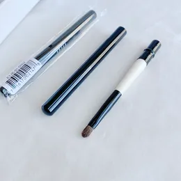 Svart infällbar läppsmakeup borste bärbar resa naturlig brislte läppstift glans applikator kosmetisk blandning borstverktyg