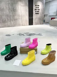 Tasarımcı Bot Kadınlar Yağmur Bot Su Geçirmez Ayak Bileği Öngenleri Bayanlar Floresan Bootie Yükseltilmiş Mektup Baskı Moda Kış Botss