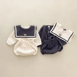 Kleidung Sets 0-3Y Infant 3PC Set Baby Mädchen Süße Bär Stickerei Weste Oansatz Lange Ärmel Tops Lose große PP Baumwolle Shorts