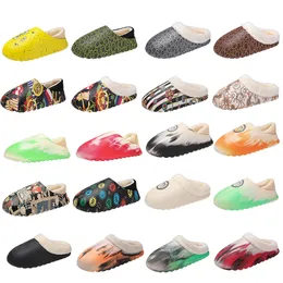 Pantofole di cotone Scarpe calde invernali Tinta unita Colore cartone animato Graffiti sfregati Peluche Sezione per coppie interne ed esterne Stivali da neve per donna Uomo Vari stili Dimensioni multiple