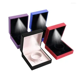 Jewelry Pouches JAVRICK Premuim LED Light Engagement Bracelet Box Wedding Gift Case Display