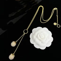 Einfachheit Design klassische Mode Frauen Perle Messing Halskette kreisförmig mit F Initialen Buchstaben Anhänger Designer Schmuck Geburtstag festliche Party Geschenke FN3 --04