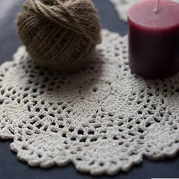 Tapetes de mesa fios de algodão artesanal Flor de gancho de gancho fresco copo oco de copo de almofada de almofada padrão de neve