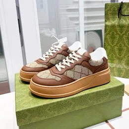 Lyxdesigner Kvinnors casualskor läderband Par Mänskor Sneaker Plate-Forme Size 35-45