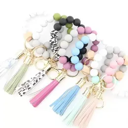 Foreign trade food grade silicone beads bracelet keychain personalized tassel pendant key ring female multi-color optional b1011