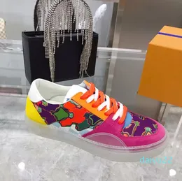 2022 Nya mode sneakers f￤rgglada casual skor designer sneaker transparent yttersula sn￶r upp platt l￤der utomhus inomhus par tr￤nare l￶pare sneaker storlek