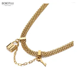 Choker BOBOTUU Bohemia Titanium Stainless Steel Key And Lock Charm Necklace For Women Trendy Hand Net Chain BN21022