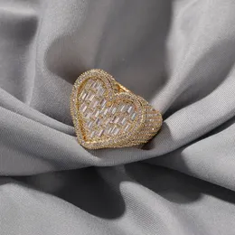 Hip Hop Casting Rings With Side Stones Lover Couple Heart Shape Women Finger Ring Wedding Gift