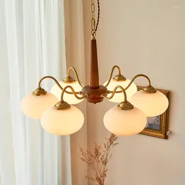 Anhängerlampen nordische mittelalterliche Lampe Wohnzimmer Schlafzimmer moderne einfache Lern ​​Restaurant Model Persimmon Kronleuchter