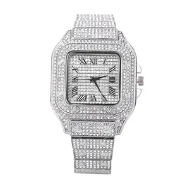 Zegarki na rękę Iced Out Men Watch Square Diamondd Black Numbers Quartz Luxury Hip Hop Zegarki rzymskie Relogio Masculino 221018