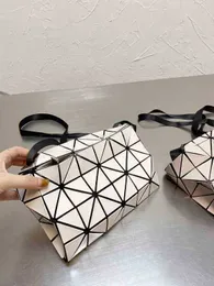 Kvällsväska axelväska Tote mode kvinnor lysande bao för tjej geometri messenger vanlig vikning koppling crossbody kvinnliga plånböcker 220412