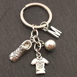 Moda futbol metal anahtarlık erkekler hediye anahtar zincirleri futbol ayakkabı topu araba anahtarı hediye parti anahtarlık takı takı