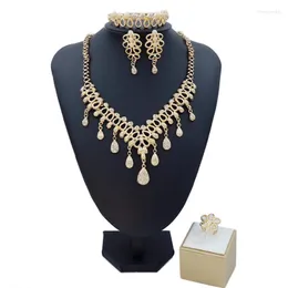 Collana Orecchini Set 2022 Fashion Exquisite Noble Gold Commercio all'ingrosso nigeriano Wedding Women Accessori Jewelry Crusca W0008