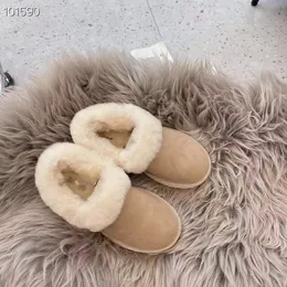 2022 MINI SNOW BUT GOTKOTY SKÓRY BUTY Strażne buty Plush Furt Classic Fashion Women's Keep US4-Us12 Factory Hot