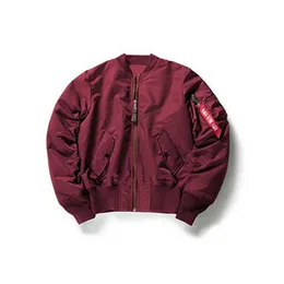 Giacche da uomo bomber High Street Original VETEments Uomo Giacca uniforme da corsa Giacca VTM oversize Bomber alla moda Etichetta applicata Cappotto con cappuccio full zip How3