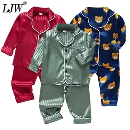 Conjuntos de roupas LJW Conjunto de pijamas infantis Terno de bebê Roupas para crianças Meninos Meninas Tops de cetim de seda gelada Conjunto de calças para casa Usar pijamas infantis 221018