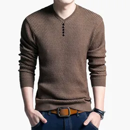 Men's Sweaters Fashion Solid Color V-Ne Button Knitted Korean Sweater Cloing 2022 Autumn New Casual Pullovers All-match Warm Tops G221018