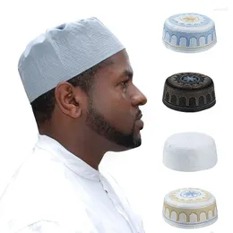 Breda randen hattar muslimska m￤ns broderi b￶n hatt islamisk kufi cap eid ramadan habibs makar make arabiska beanie skalle