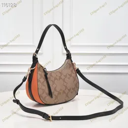 Classic designer's new Kieo Hobo crescent bag c6809 two straps armpit bag fashionable stitching printed cross body handbag