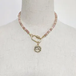 Choker handgefertigt rosa Stein Perlen Halskette 2022 Herbsthals Accessoy Öffnerlicher Karabiner Anhänger Frauen Mode Schmuck Geschenke