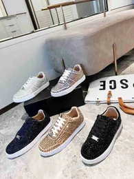 Scarpe Athleisure da uomo firmate Luxury Brand Diamond Ladies Sneakers Oro Argento Nuove scarpe piatte Nero Bianco Fashion Sneaker Lace Box Taglia 35-45