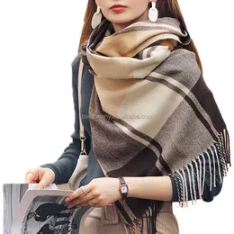 Sciarpe 2022 New Digner Warm Soft Pashmina Collo Sciarpa Scialle Coperta Ladi Plaid Nappa Cashmere Sciarpa invernale per donna