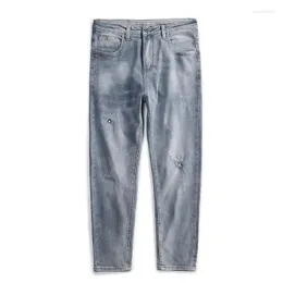 Jeans da uomo Primavera e autunno Sottile Buco di colore chiaro Marchio di moda High-end Harlan Little Feet Soft Uomo Slim Fit Personalità casual