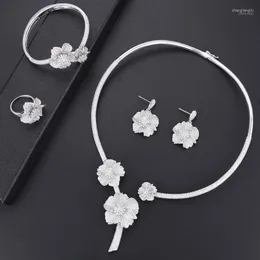 Collana Orecchini Set SisCathy Gioielli alla moda di alta qualità Creazione di gioielli di lusso con zirconi cubici Set di fiori di colore di moda Anello braccialetto