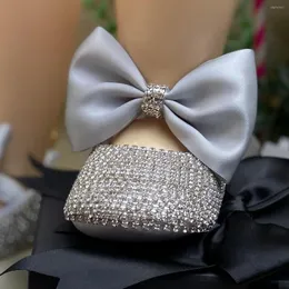 Atletik Ayakkabı Dillling Bebek Doğdu Bebek Prenses Kız Yumuşak Bowknot Lüks Rhinestones First Walker