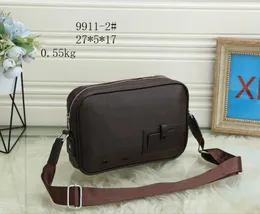 클래식 디자이너 2021 New Fashion Men Messenger Bags 크로스 바디 가방 학교 책가방 어깨 핸드백 남자 지갑 뜨거운 판매