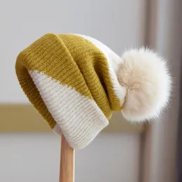 Kış kadın örme şapka gerçek tilki kürk pom pom yünlü beanies sıcak açık kayak beanie cap bayan kafataları kubbe şapkaları