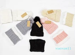 Modeaccessoires Beanie/Totenkopfkappen Warmer Kragen Set aus zwei Sätzen Haarball Niedliche Pullovermütze Damen Wintermütze aus Wolle und Strickmütze aus Samt