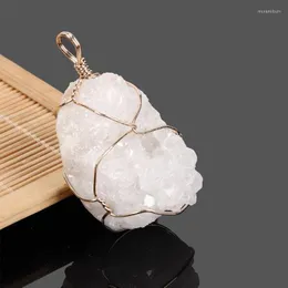 Pendant Necklaces Ore Rock Natural Clear Quartz Stone Pendants Gold Color Wire Wrapped Irregular Cluster White Crystal Pendulum Suspension