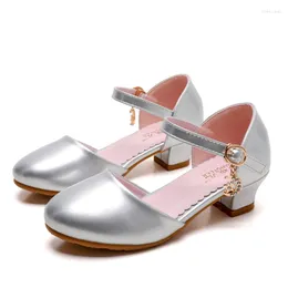 Flat Shoes Four Seasons Kids for Girls Fashion Princess Leather Dance Party Buckle Shiny Solid Silver Color High-Heeled