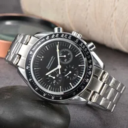 Omeg -Armbanduhren für Männer 2022 Neue Herren Uhren alle Zifferblatt -Quarz -Uhr -Watch hochwertiger Luxusmarke Chronograph Clock Edelstahlgürtel Männer Fashion M01