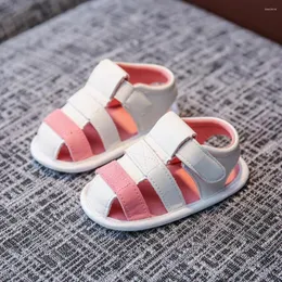 İlk yürüyüşçüler bebek ayakkabıları karışık renkli yıkanabilir unisex sevimli erkek kızlar yürümeye başlayan çocuk yaz sandaletleri