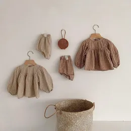 Set di abbigliamento Pagliaccetto Tute Fascia per capelli Abiti natalizi Autunno Neonate Pagliaccetti Principessa nata neonato Fiore di pizzo Manica lunga Velluto