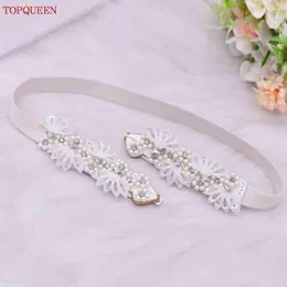 Cinturones topQueen S232-D Cinturón elástico de las mujeres blancas perlas hecha a mano conveniente snap estirado damas vestimenta cintura de decoración
