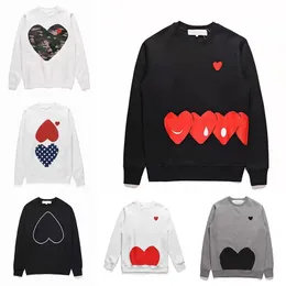 Play Designer Men's Sweatshirts Women's Hoodie Pullover Bottoming Long Sleeve Shirt Round Neck Red Heart Couple Loose Casual Sweater