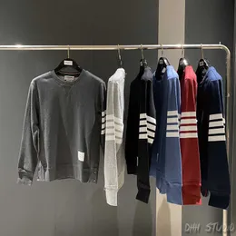 2022 New Fall/winter Men's and Women's Hoodies Sweatshirts Fashion Designer Brand Tb.thom Stable Round Neck Pullover Yarn Dyed Four Bar