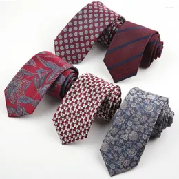 Bow Ties Necktie Slim Polyester Tie عالي الجودة رجالي أزياء عرضية 7 سم عرض ضيقة Corbatas الزهور الرقبة الرقبة الجملة بالجملة