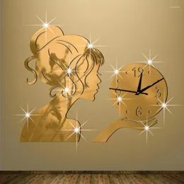 Orologi da parete Orologio a specchio fai-da-te 3D Gril Adesivi silenziosi senza cornice in acrilico per decorazioni camera da letto soggiorno
