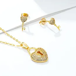 Halsband örhängen Set Fashion Jewelry Key Stud Link Chain Lock Pendant Heart 1 PCSS/Lots Statement Par For Women