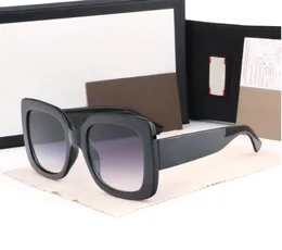 2022 Solglasögon för män och kvinnor Summerstil 0083s Anti-ultraviolet Retro Plate Square Full Frame