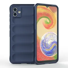 Casos telefônicos para Samsung A34 A54 A04E A14 A04S A13 A23 A33 A53 A73 A32 5G Skin Feeling Convex Caso de choque côncavo TPU macio