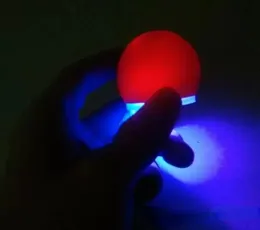 Decorazione per feste illuminata simpatico naso da clown LED naso rosso magico per accessori per decorazioni cosplay di Halloween Nuovo